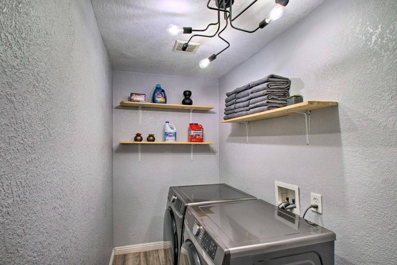 Charming Phoenix Home With Patio About 3 Miles To Dtwn! Exterior foto